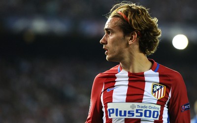 华体会电竞热评-C罗与队友庆祝引热议